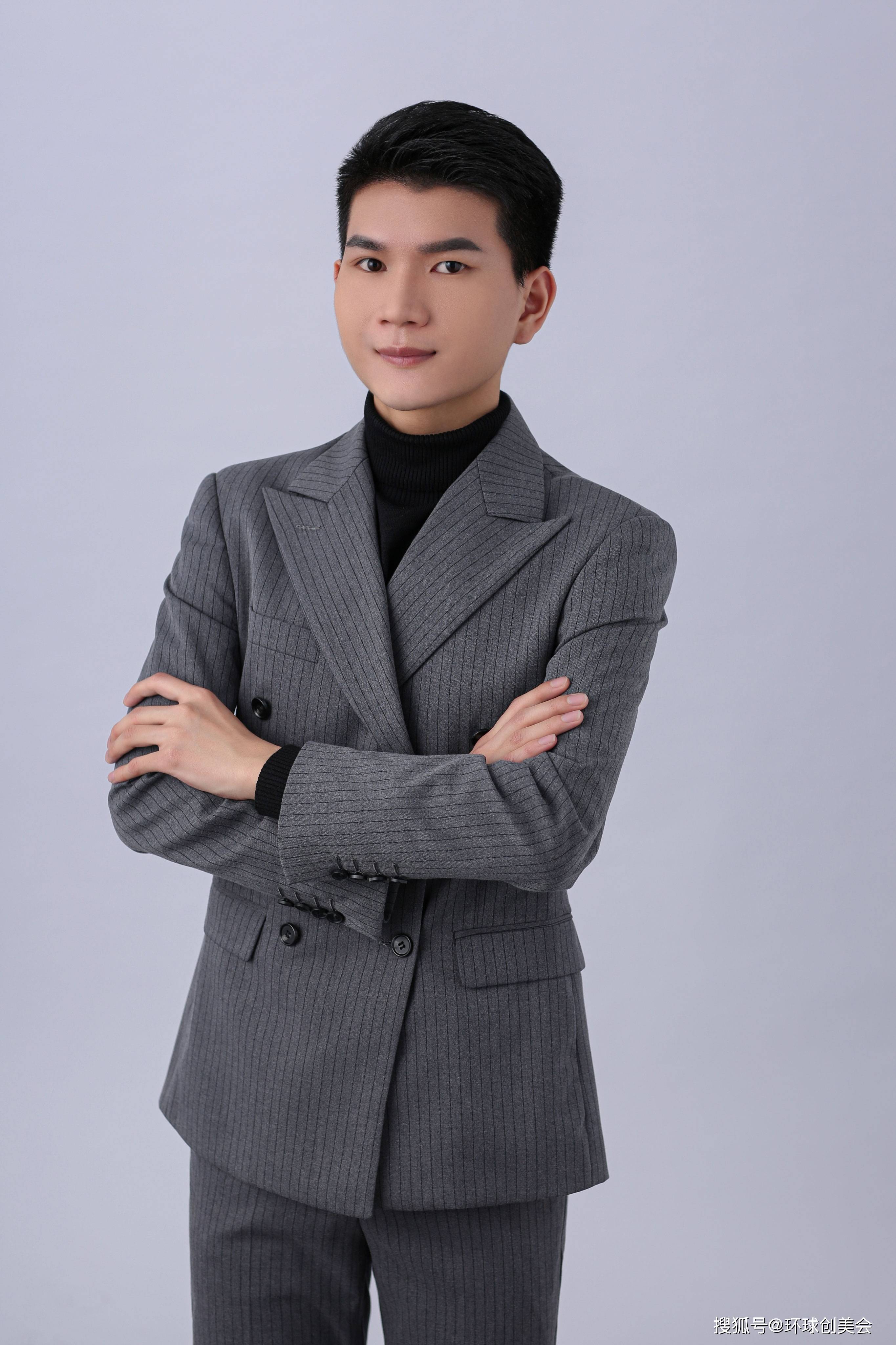 鲜余泽 创意策略总监